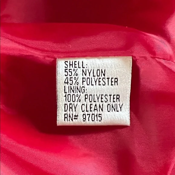 Women's Scarlet Suit - Picture 7 of 7